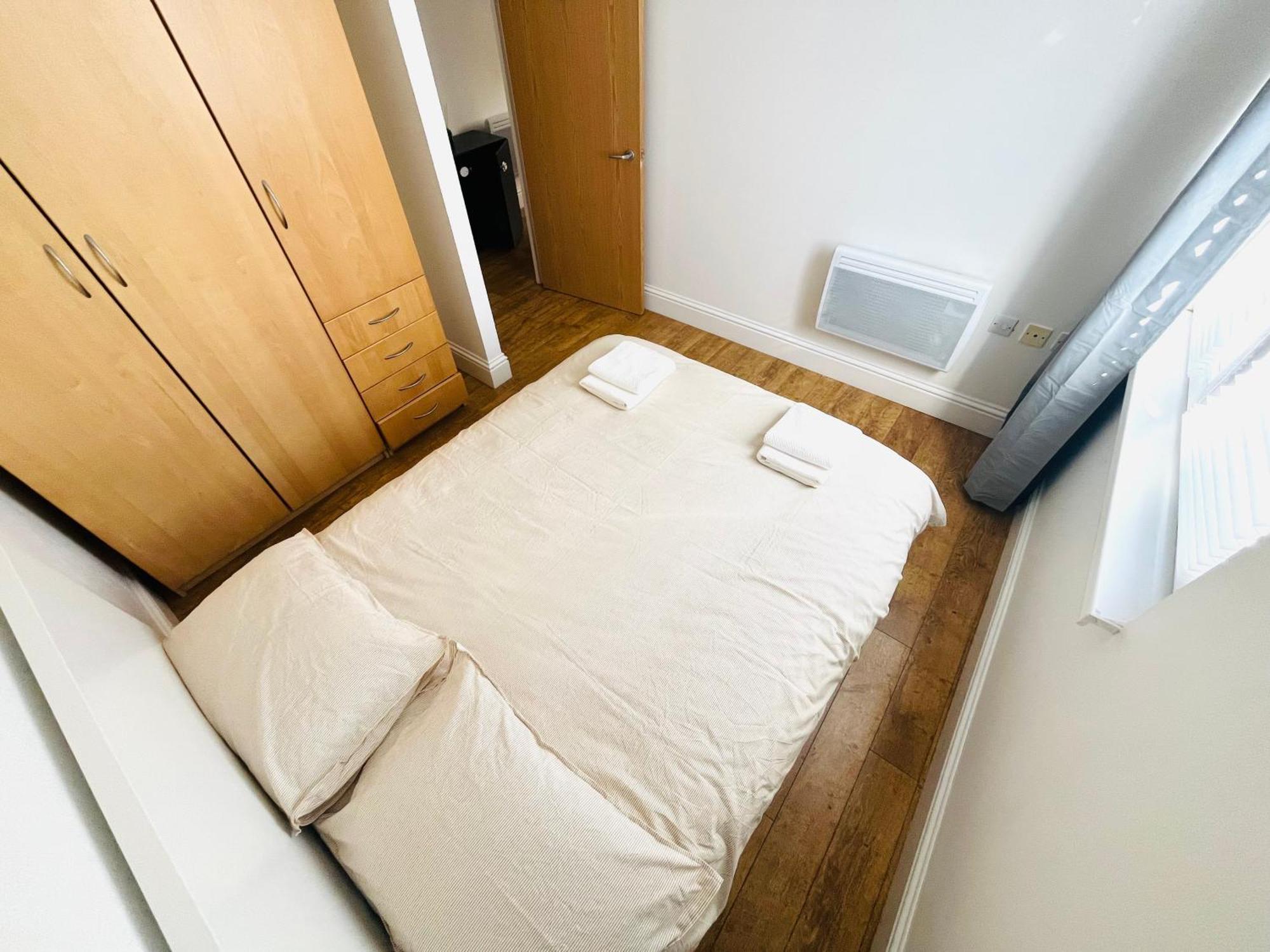 شقة London Modern Flat Near Transports المظهر الخارجي الصورة